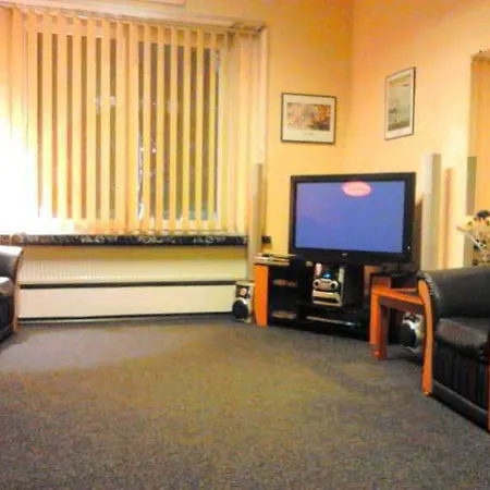 罗姆普罗莫普拉斯公寓 * 布加勒斯特