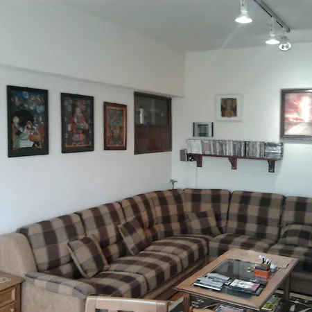 Apartment Rompromo